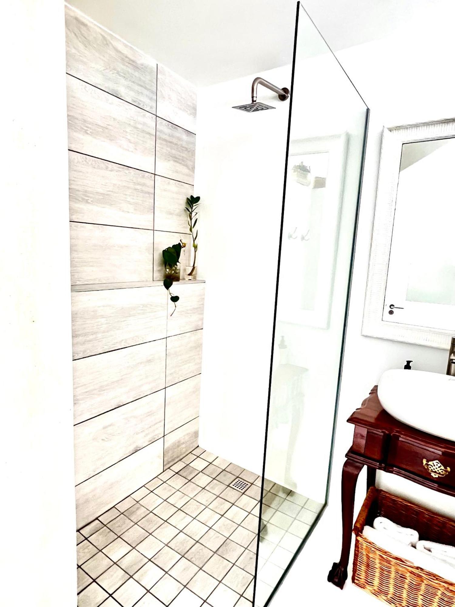 Sunny Bali Cottage มอสเซิลเบย์ ภายนอก รูปภาพ